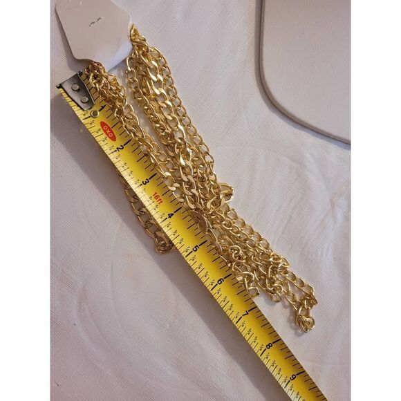 Thick gold tone multi-chain choker necklace faux diamond circle pendant - Picture 2 of 6